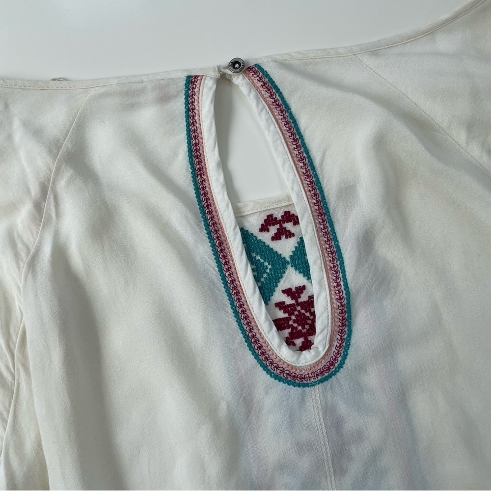 ROXY Women's Cream Embroidered Landslide Peasant Blouse Size Large - Picture 10 of 10